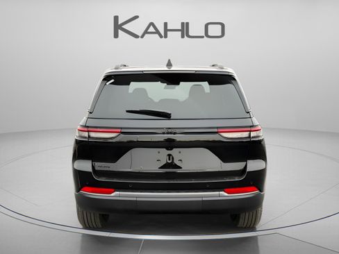 New 2026 Jeep Grand Cherokee Altitude AWD/4WD image 4