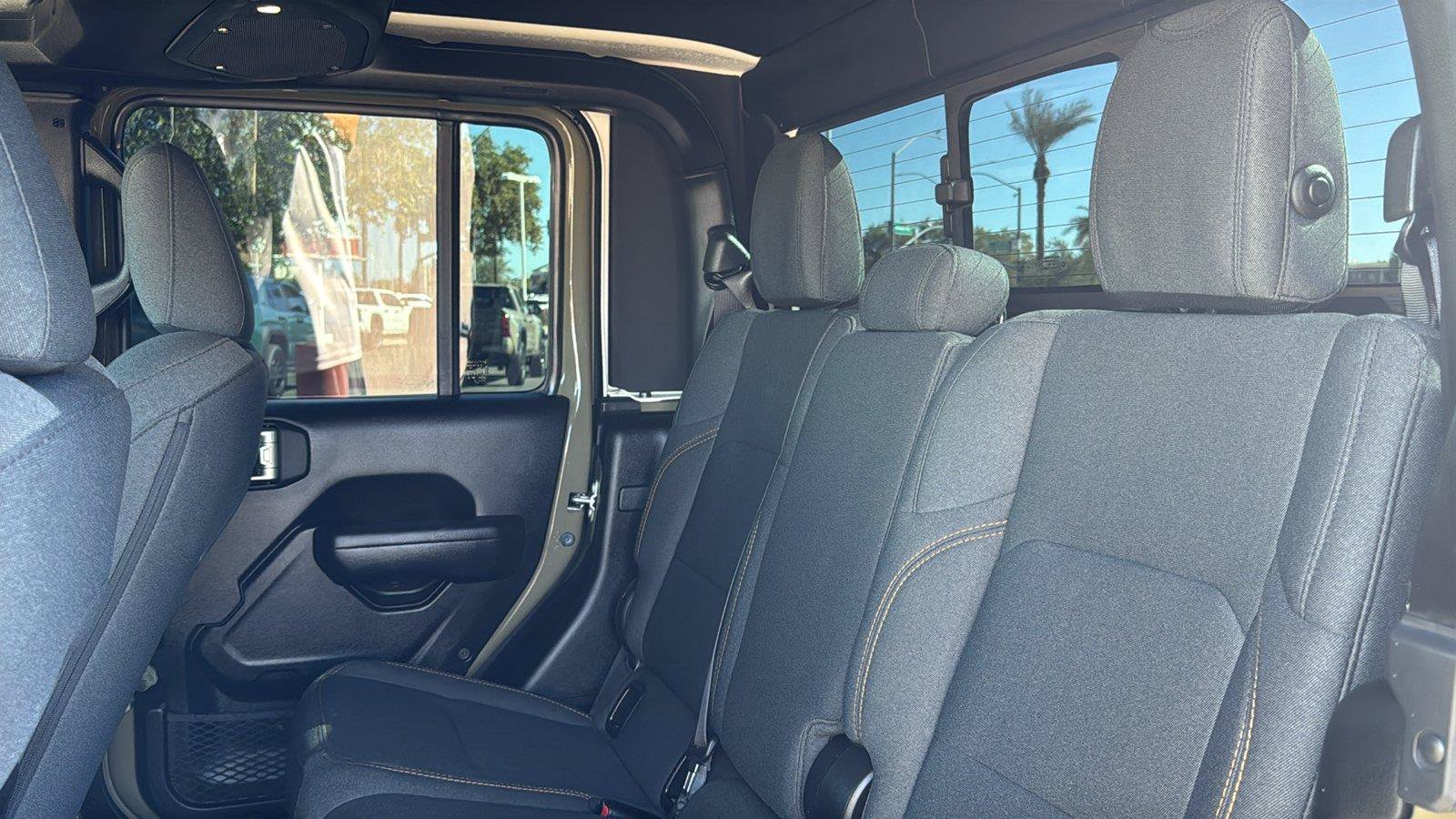 Used 2026 Jeep Gladiator Sport AWD/4WD image 31