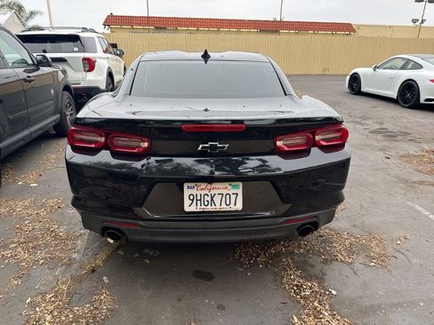 Used 2020 Chevrolet Camaro LT RWD image 5