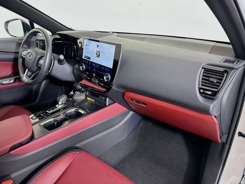 Certified 2025 Lexus NX 350h AWD w/ Accessory Package (2T) image 28