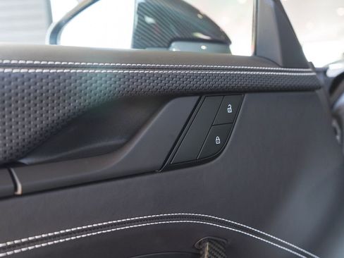 Used 2025 Porsche 911 GT3 image 31