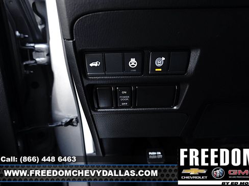 Used 2023 Nissan Armada Platinum w/ Captain's Chairs Package AWD/4WD image 24