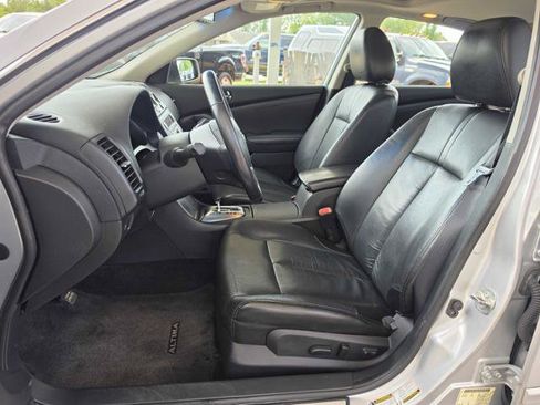 Used 2012 Nissan Altima 2.5 SL w/ 2.5SL Pkg FWD image 10