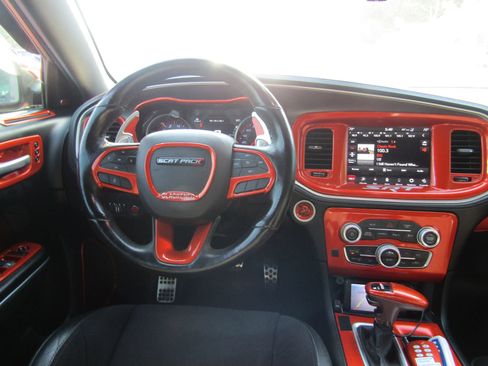 Used 2020 Dodge Charger Scat Pack w/ Plus Group RWD image 19