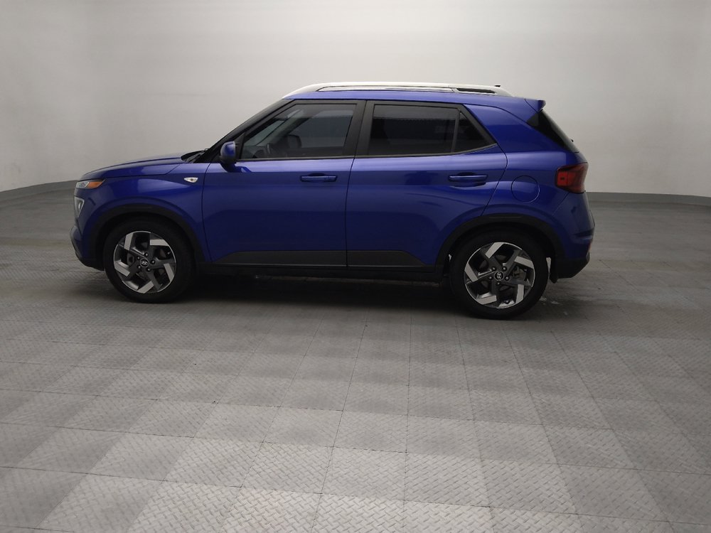 Used 2022 Hyundai Venue Limited FWD image 3
