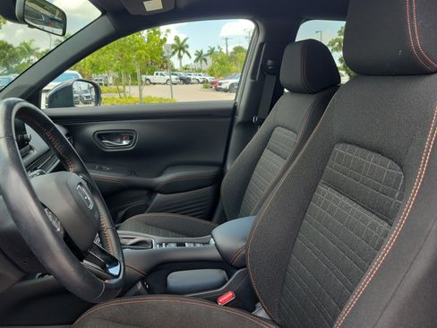 Used 2025 Honda HR-V Sport image 22