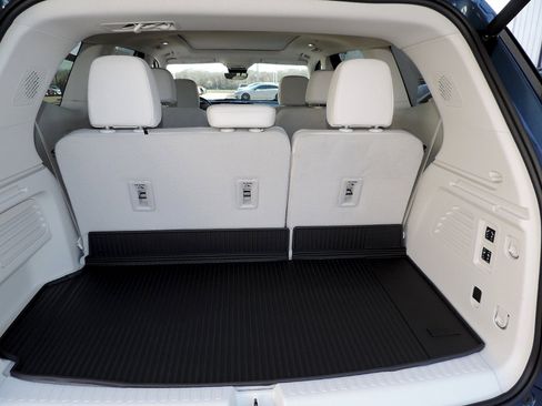 New 2026 Buick Enclave Avenir w/ Super Cruise Package image 14