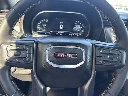 Used 2024 GMC Yukon AT4 w/ AT4 Premium Package AWD/4WD image 30