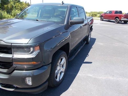 Used 2018 Chevrolet Silverado 1500 LT w/ All Star Edition AWD/4WD image 8