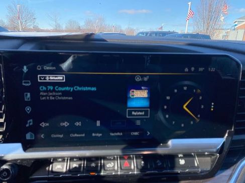 Used 2022 Chevrolet Silverado 1500 LTZ w/ LTZ Premium Package image 13