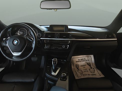 Used 2017 BMW 430i Coupe w/ Driver Assistance Package image 25