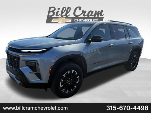 Used 2025 Chevrolet Traverse Z71 AWD/4WD image 34