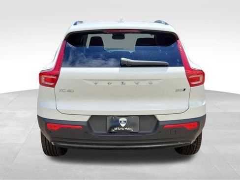 Certified 2026 Volvo XC40 B5 Plus w/ Protection Package Premier AWD/4WD image 6