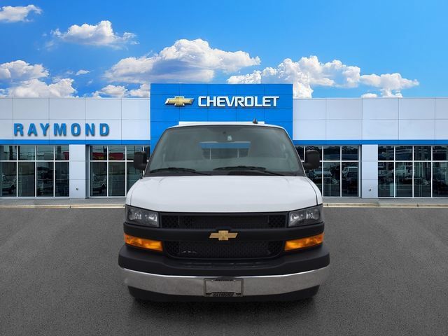 New 2026 Chevrolet Express 3500 w/ Power Convenience Package RWD image 9