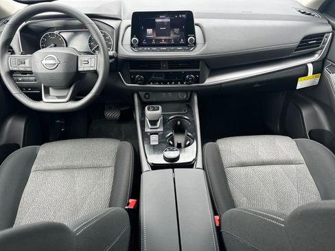 New 2026 Nissan Rogue SV AWD/4WD image 16