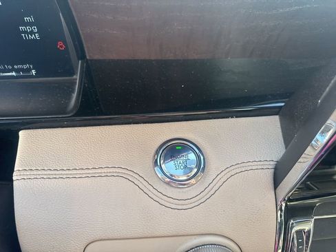 Used 2021 Lincoln Navigator Reserve w/ Luxury Package image 35