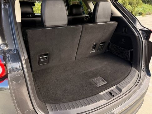 Used 2023 MAZDA CX-9 Touring image 12