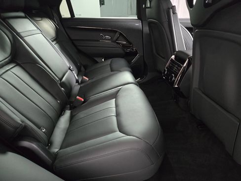 New 2026 Land Rover Range Rover Sport Dynamic SE AWD/4WD image 19