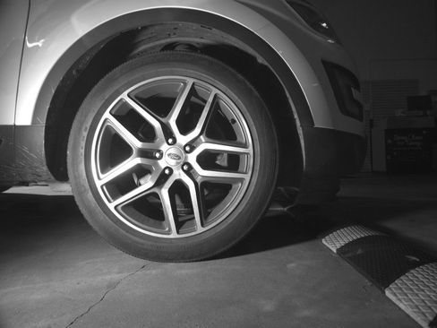 Used 2017 Ford Explorer Sport w/ Equipment Group 401A AWD/4WD image 6