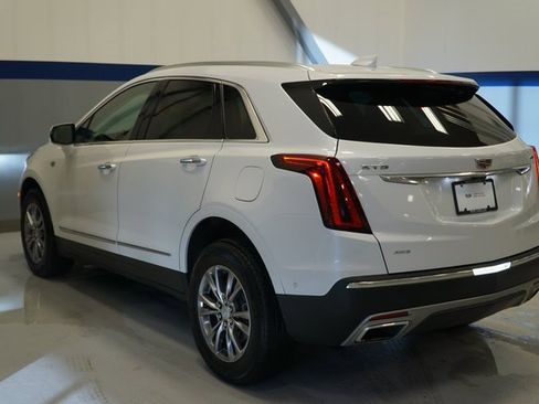Used 2023 Cadillac XT5 Premium Luxury w/ Technology Package image 3