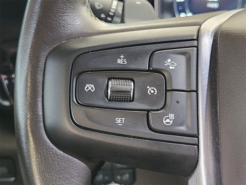 Used 2023 GMC Sierra 1500 SLT image 26