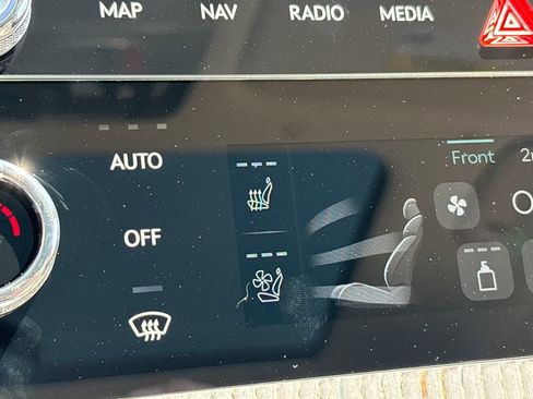 New 2026 Genesis GV80 3.5T Prestige image 18