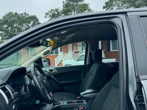 Used 2019 Ford Ranger XLT w/ Equipment Group 302A Luxury RWD image 9