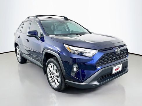Used 2025 Toyota RAV4 XLE Premium FWD image 3