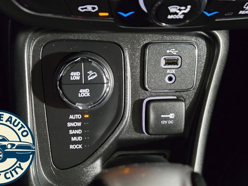 Used 2018 Jeep Compass Trailhawk w/ Leather Interior Group image 17