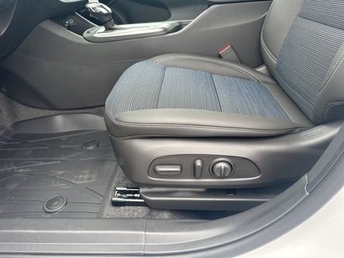 New 2026 Buick Envista Preferred w/ Convenience I Package FWD image 17