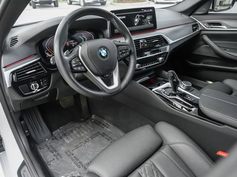 Used 2023 BMW 540i xDrive w/ Premium Package AWD/4WD image 6