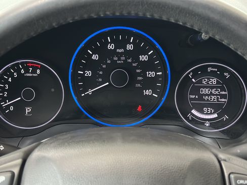 Used 2022 Honda HR-V Sport image 15
