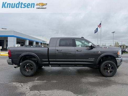 Used 2021 RAM 2500 Limited image 8