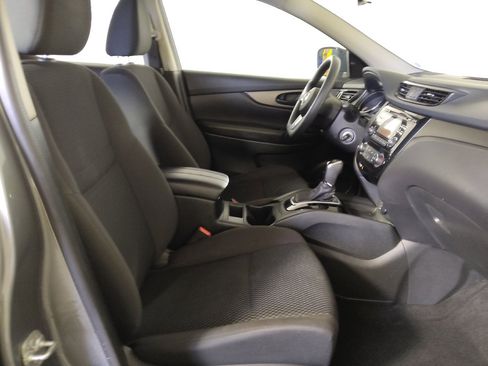 Used 2018 Nissan Rogue Sport S w/ S Appearance Package AWD/4WD image 21