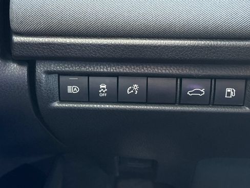Used 2025 Toyota Camry LE FWD image 37