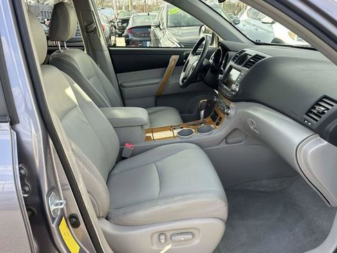 Used 2009 Toyota Highlander Limited image 18