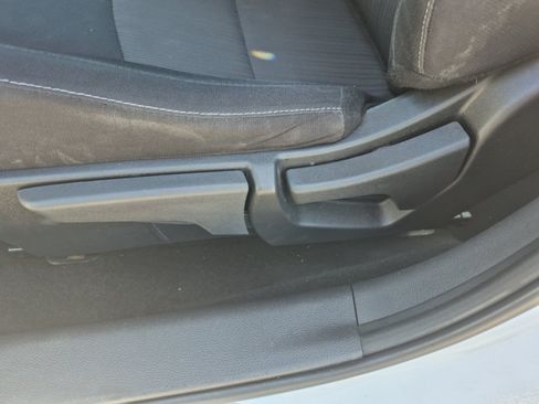 Used 2024 Nissan Sentra SV FWD image 13