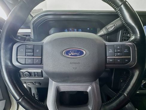 Used 2023 Ford F250 Lariat w/ Chrome Package image 13