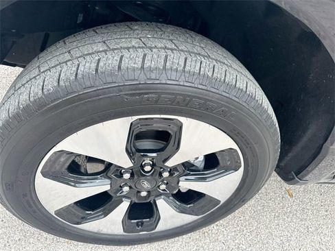 Certified 2023 Ford F150 Lightning Platinum image 39