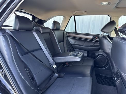 Used 2018 Subaru Outback 3.6R Limited image 46