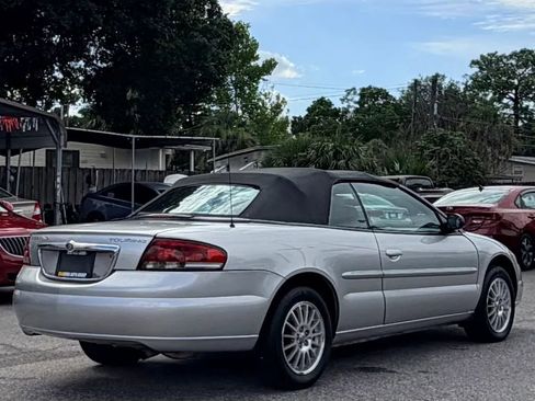 Used 2004 Chrysler Sebring LXi FWD image 5