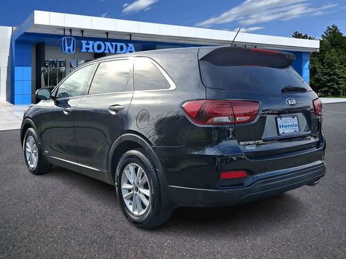 Used 2019 Kia Sorento LX V6 image 22