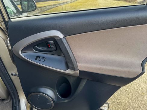 Used 2007 Toyota RAV4 4WD V6 image 27