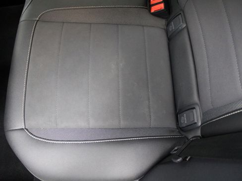 Used 2022 Volkswagen Taos SE image 20