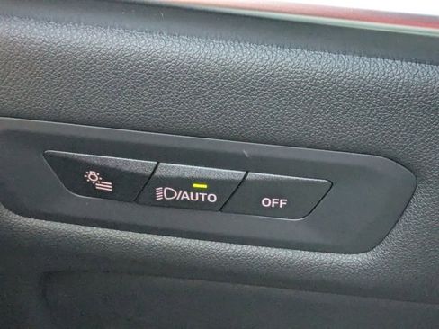 Used 2025 BMW X5 sDrive40i w/ M Sport Package image 13