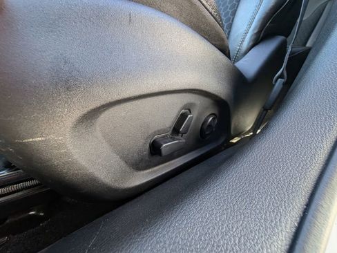 Used 2019 Jeep Compass Latitude AWD/4WD image 16