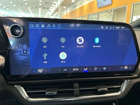 New 2026 Chevrolet Equinox EV LT image 22