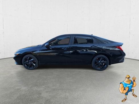 New 2026 Hyundai Elantra Sport FWD image 8