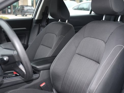 Used 2023 Nissan Altima 2.5 SV image 11