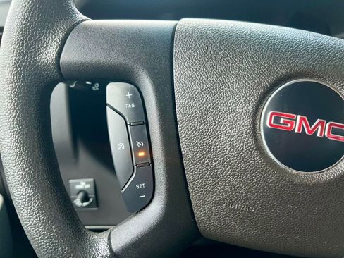 Used 2024 GMC Savana 2500 w/ Driver Convenience Package image 15